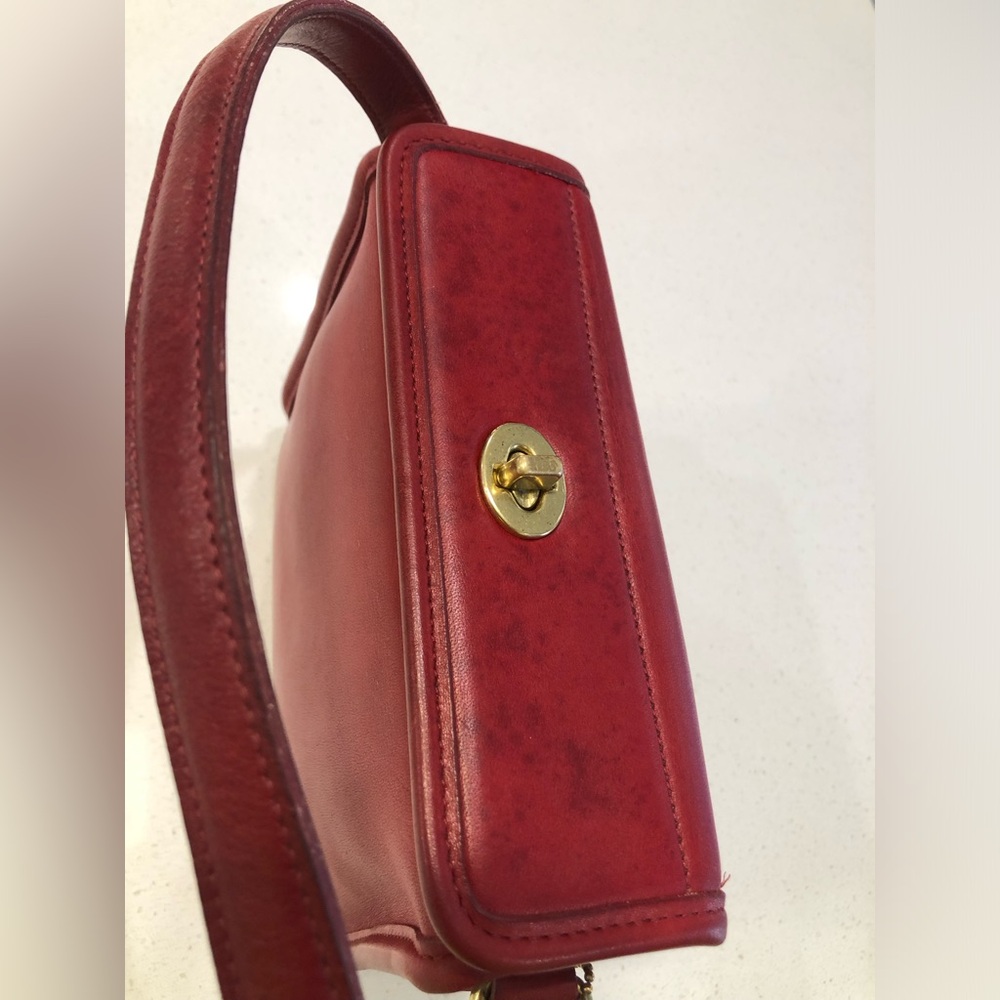 Vintage Coach Hard To Find Red Leather Geometric Bag #9043 Handbag With Hangtag - Picture 6 of 16